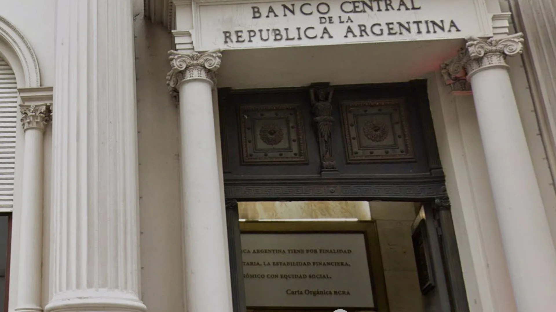 Digital Nomad Money in Argentina